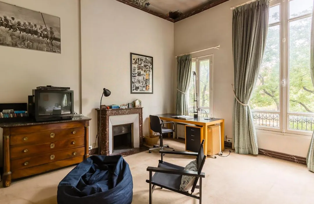 Veeve - Charming Townhouse Near Parc Montsouris-1